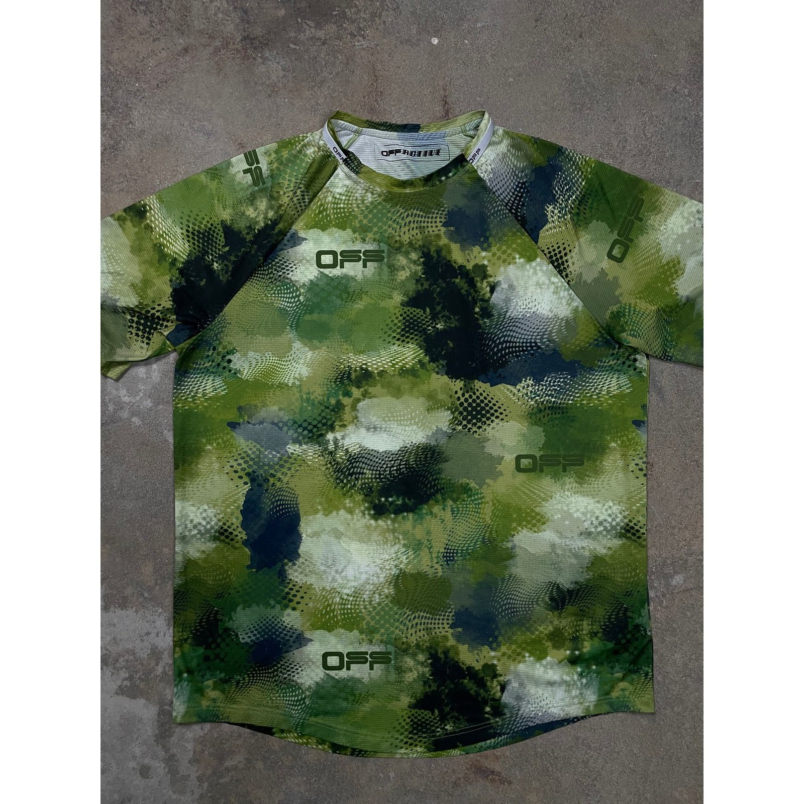 Off-White Off White Mesh Tee Green Used XL Size US XL / EU 56 / 4 - 2 Thumbnail