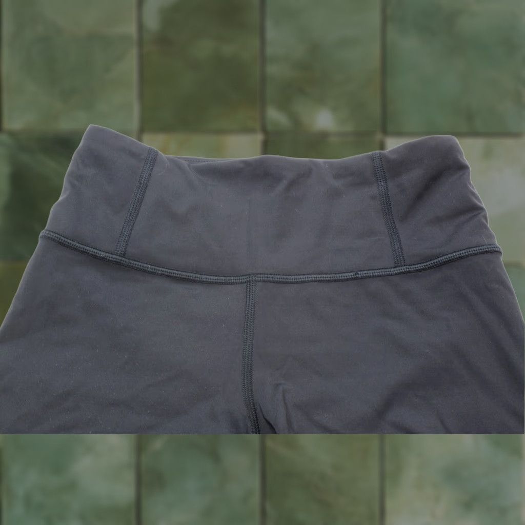 Athleta Athleta Bike Shorts Womens XS Black 5" Pull-On Stretch Activewear Size 24" / US 00 / IT 34 - 1 Thumbnail