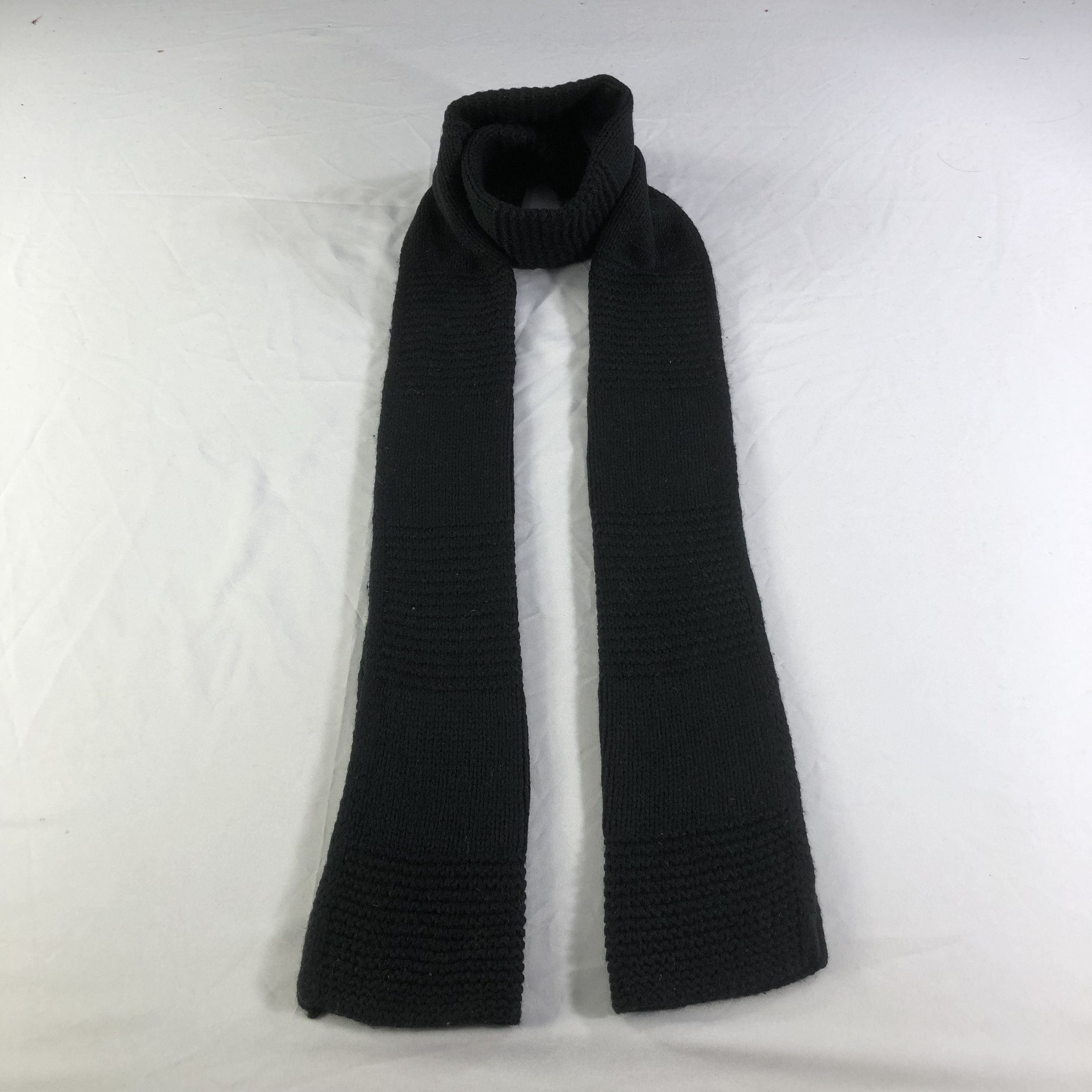 Banana Republic Banana Republic Black Scarf Muffler V1663 Size ONE SIZE - 1 Thumbnail