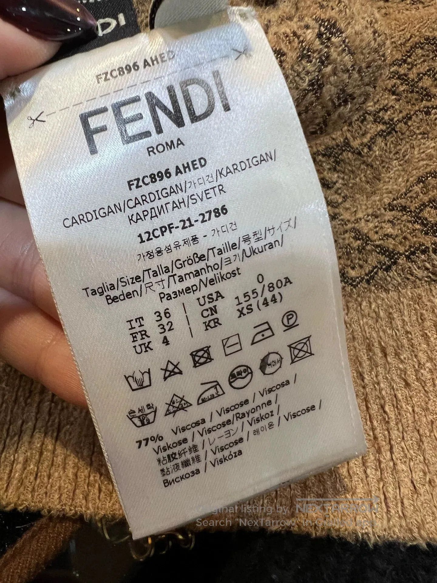 Fendi Fendi full-logo cropped cardigan. Size US XS / EU 42 / 0 - 5 Thumbnail