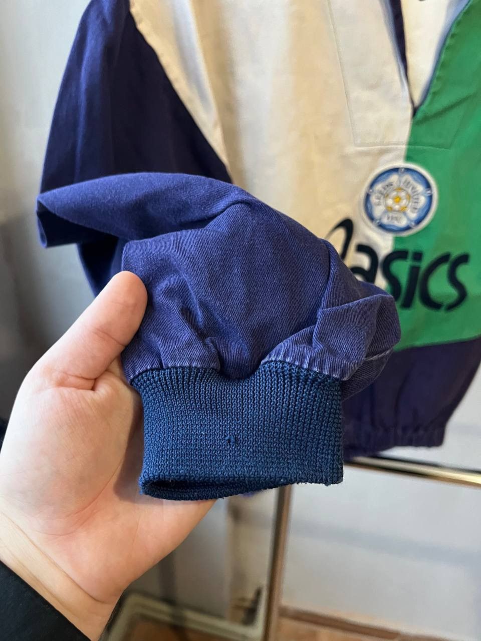 Asics VERY RARE 1993/94 LEEDS UNITED DRILL TRACK JACKET SIZE S Size US S / EU 44-46 / 1 - 11 Thumbnail
