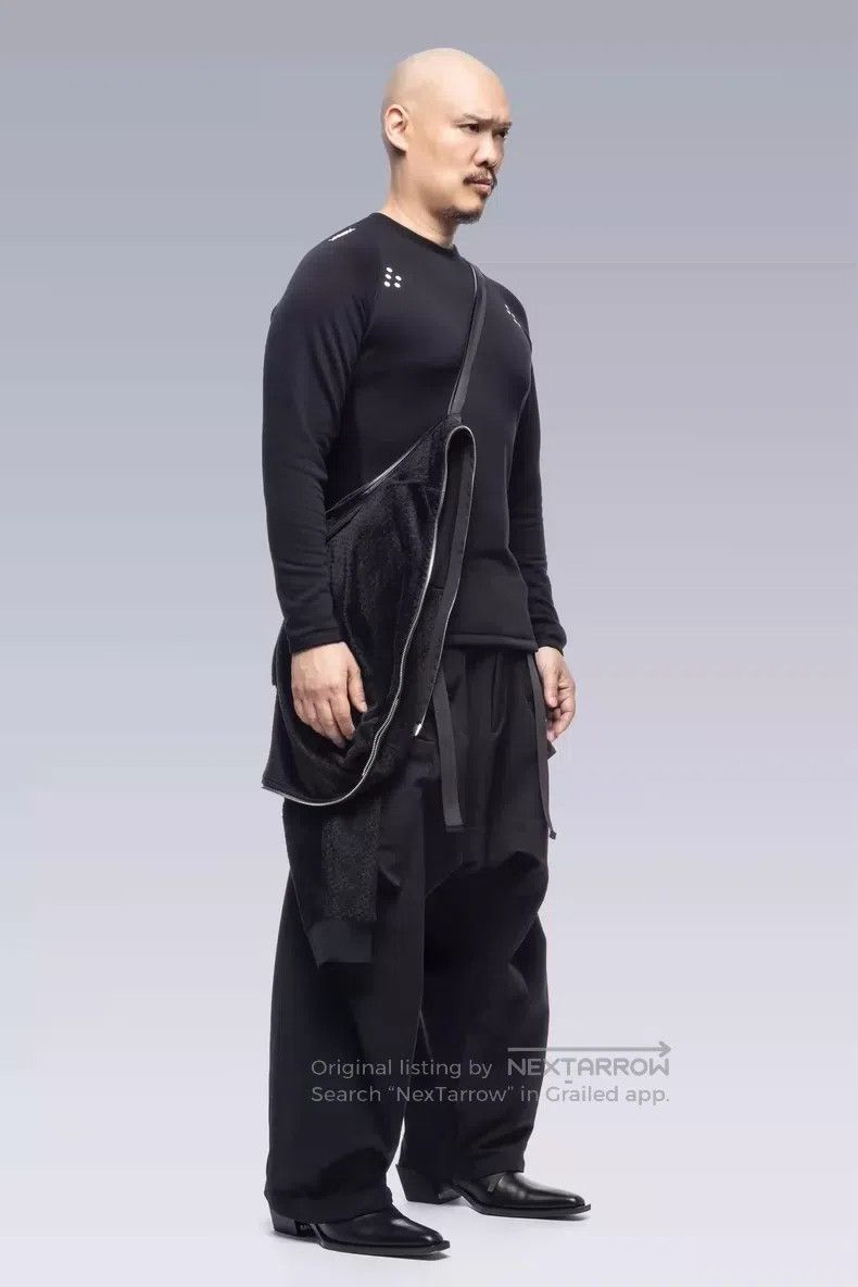 Acronym Acronym Black thick coat Size US S / EU 44-46 / 1 - 7 Thumbnail