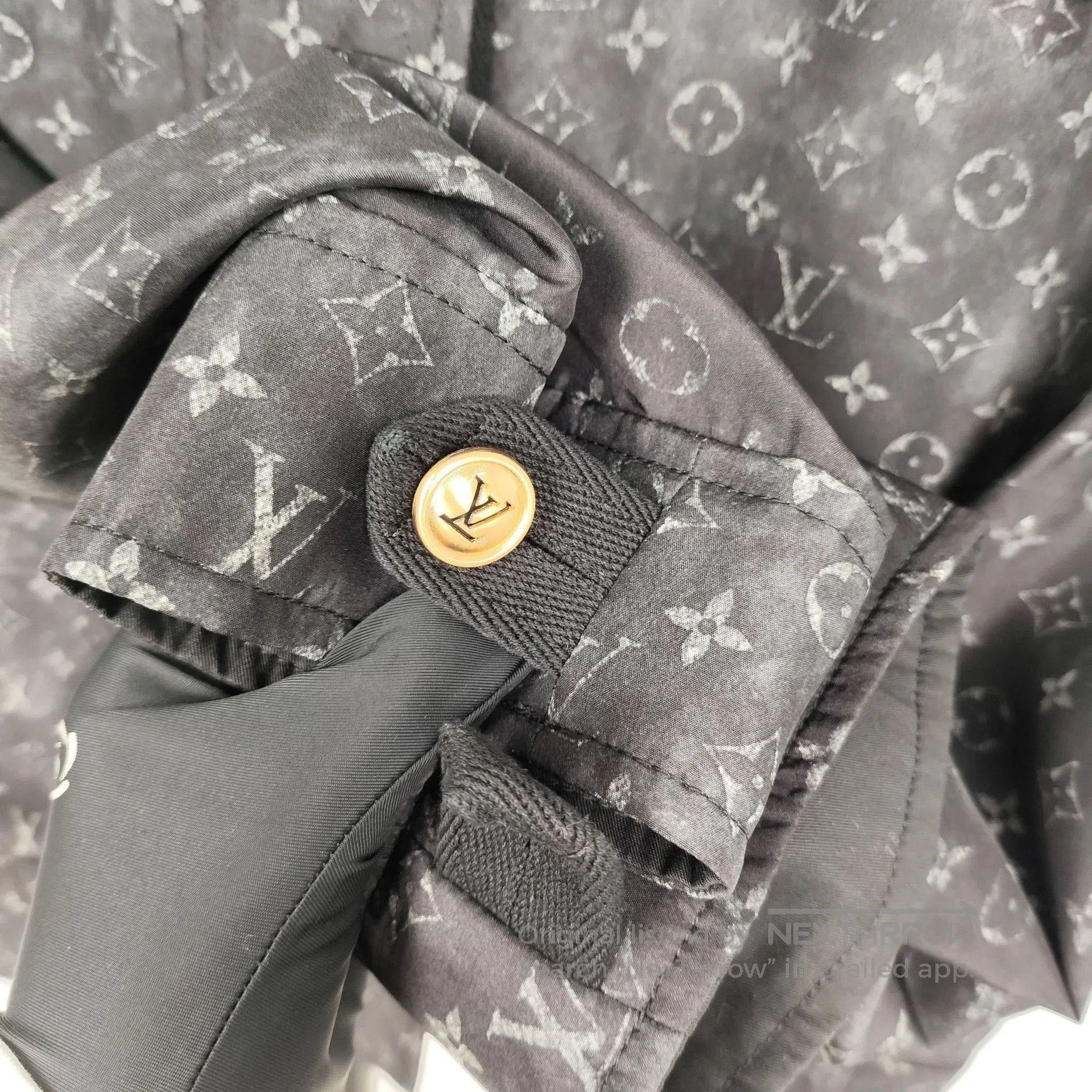 Louis Vuitton Louis Vuitton Cruise Collection Black Jacket. Size XXS / US 00 / IT 34 - 4 Thumbnail
