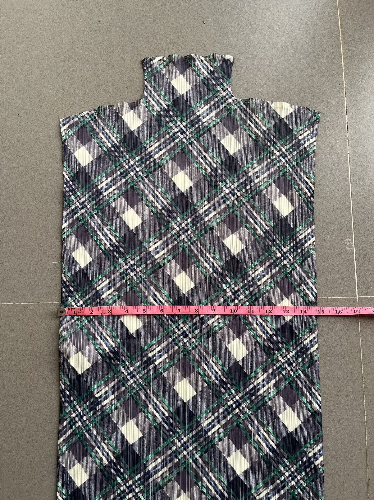 Issey Miyake PLEATS PLEASE ISSEY MIYAKE Mock Neck Dress Tartan Color Size L / US 10 / IT 46 - 8 Thumbnail