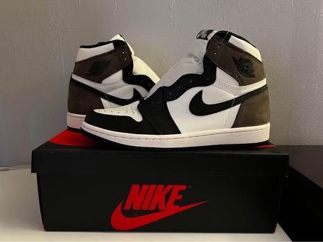 Nike Jordan 1 Mocha Size US 8 / EU 41 - 1 Thumbnail