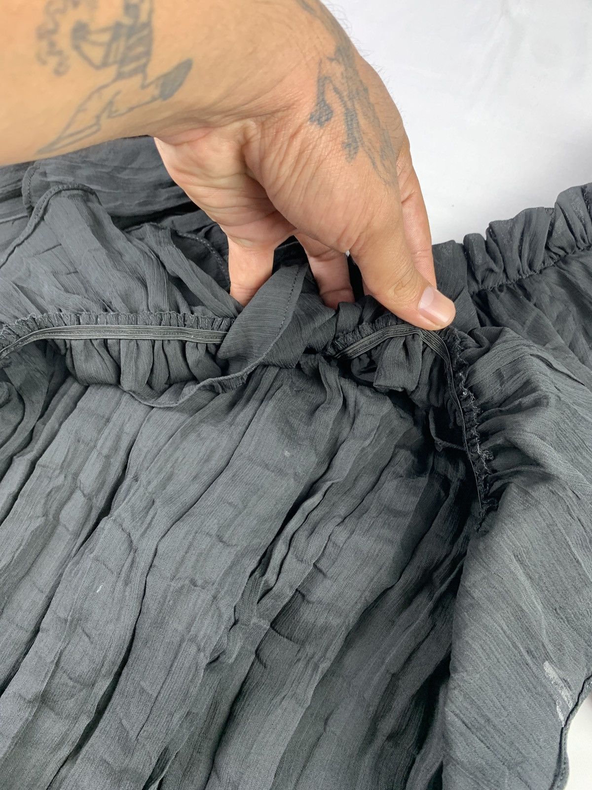 Japanese Brand Just CC Japan Black Ruffle Pleated Mesh Blouse Top Size M / US 6-8 / IT 42-44 - 6 Thumbnail