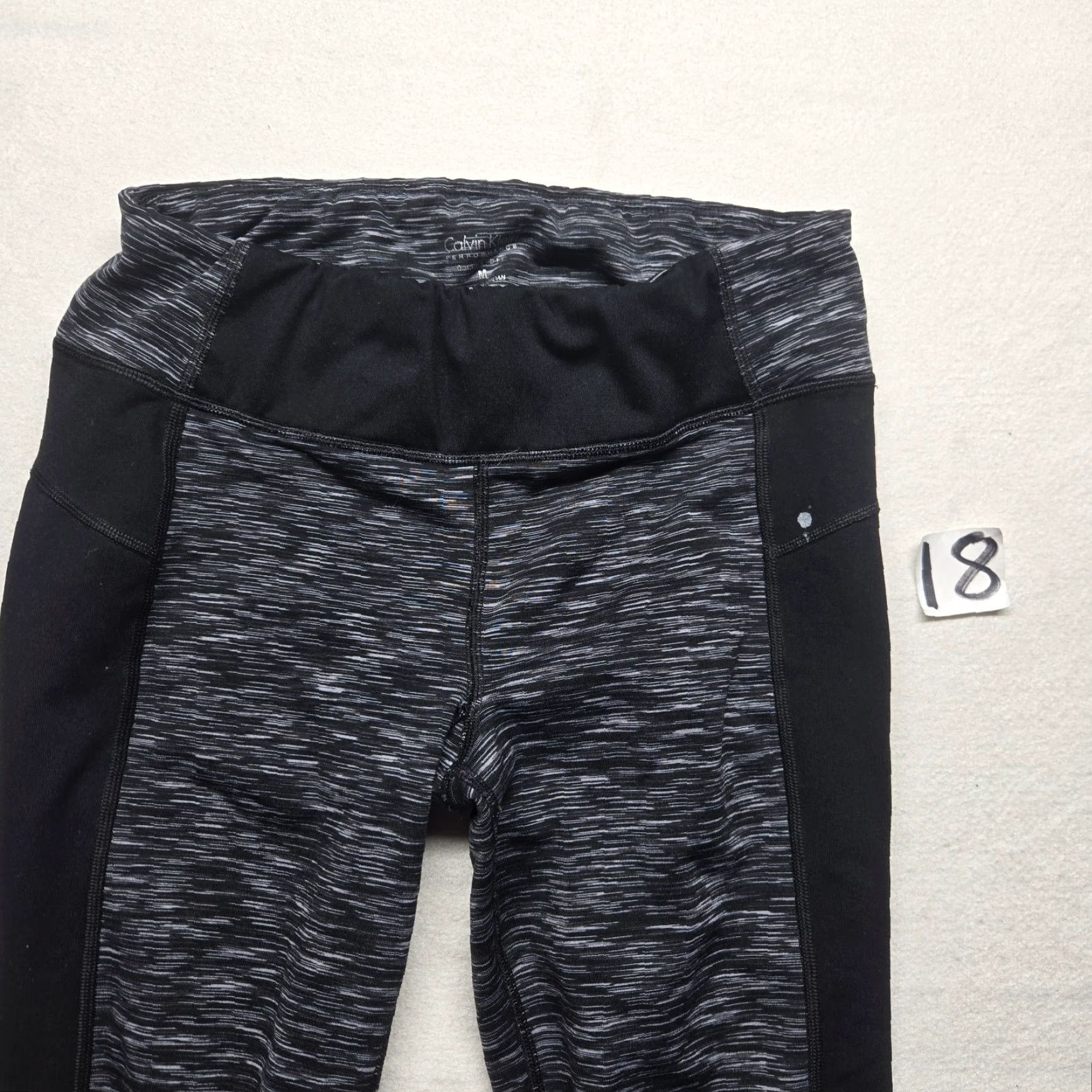 Calvin Klein Calvin Klein Performance Leggings Women's Size M Medium Gray Black Activewear Running & Jogging Pants Elastic Waist Pocket Size 32" / US 10 / IT 46 - 2 Thumbnail