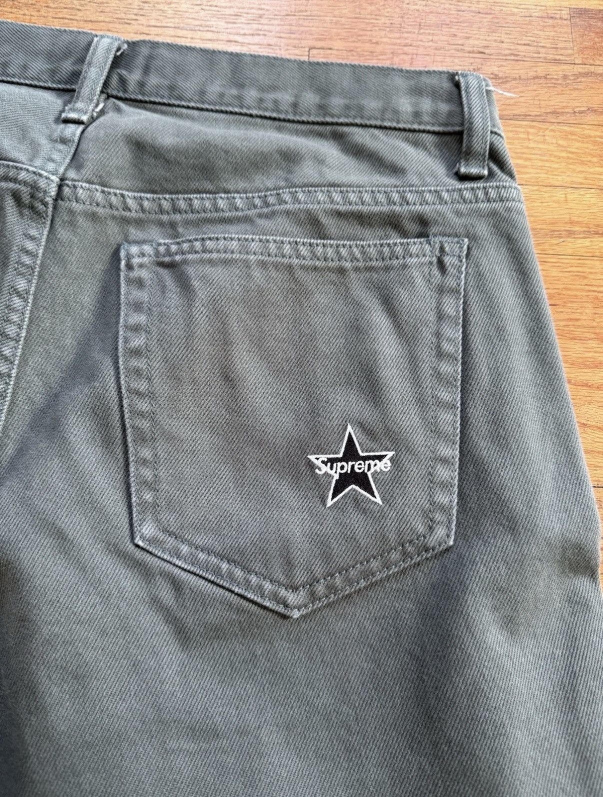 Supreme Supreme Regular Jean F/W 2024 Green size 30 | Grailed
