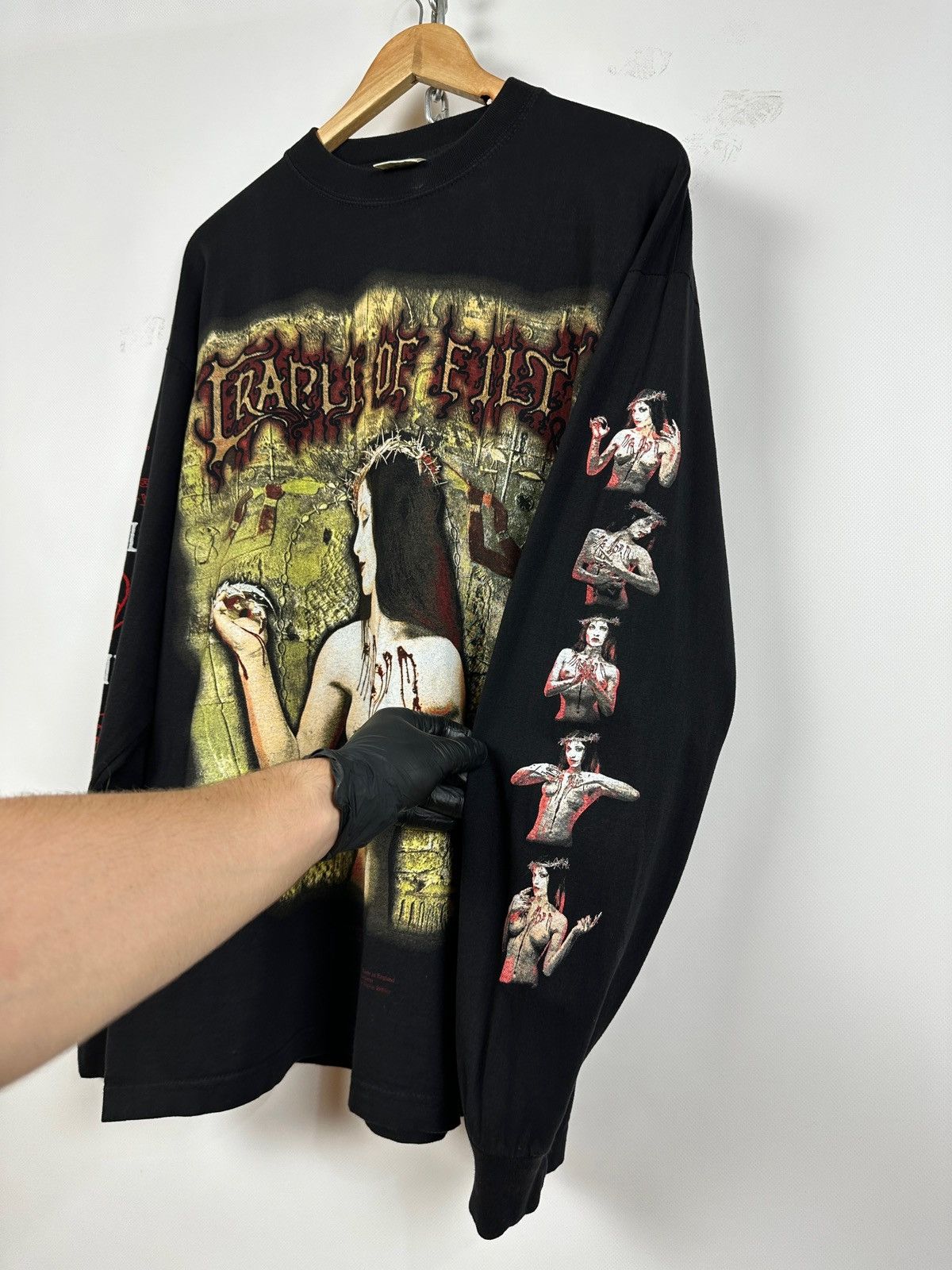Band Tees 1998 Vintage Cradle of Filth Praise The Whore Long Sleeve Size US XL / EU 56 / 4 - 3 Thumbnail