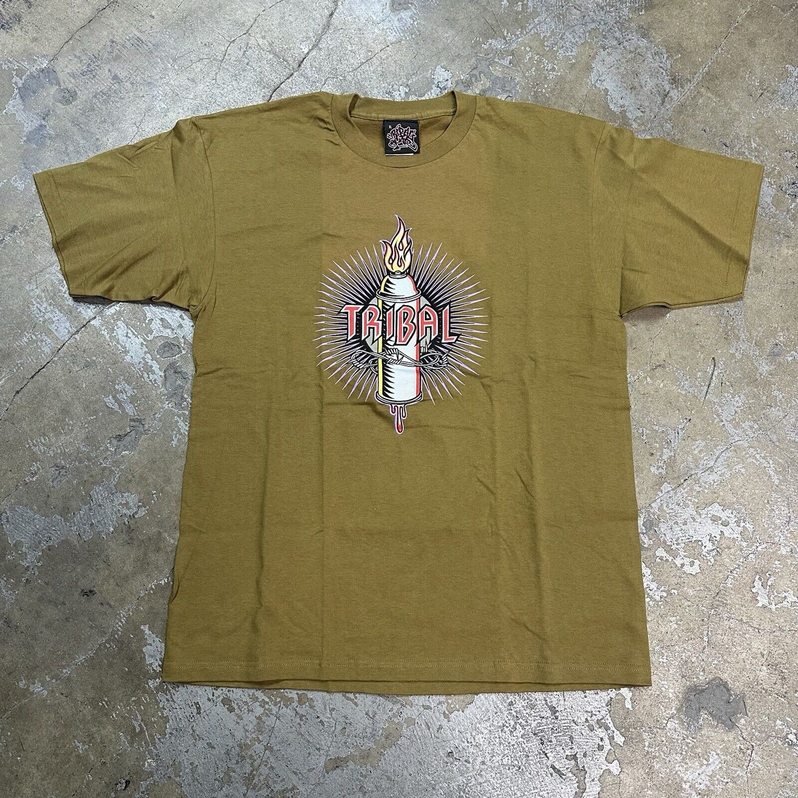Tribal Streetwear × Vintage Vintage 90s Tribal Gear Graffiti Spray Can Tee T-Shirt XL Size US XL / EU 56 / 4 - 2 Thumbnail