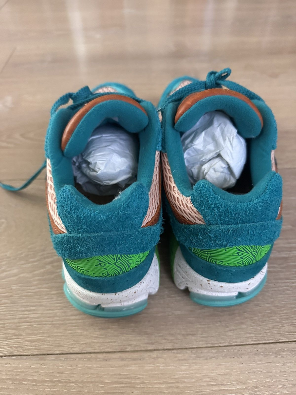 New Balance × Salehe Bembury New Balance x Salehe Bembury “Water Be The Guide” Size US 9 / EU 42 - 3 Thumbnail