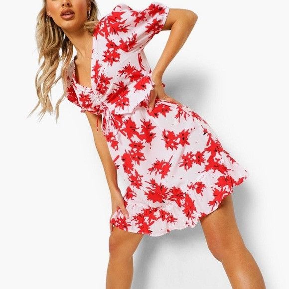 Boohoo NWT NEW Boohoo Ruched Bust Frill Mini Dress Size 4 Size S / US 4 / IT 40 - 1 Thumbnail