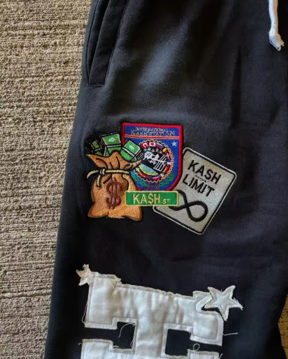 Other Y2K Men’s Sweatpants Size US 32 / EU 48 - 3 Thumbnail
