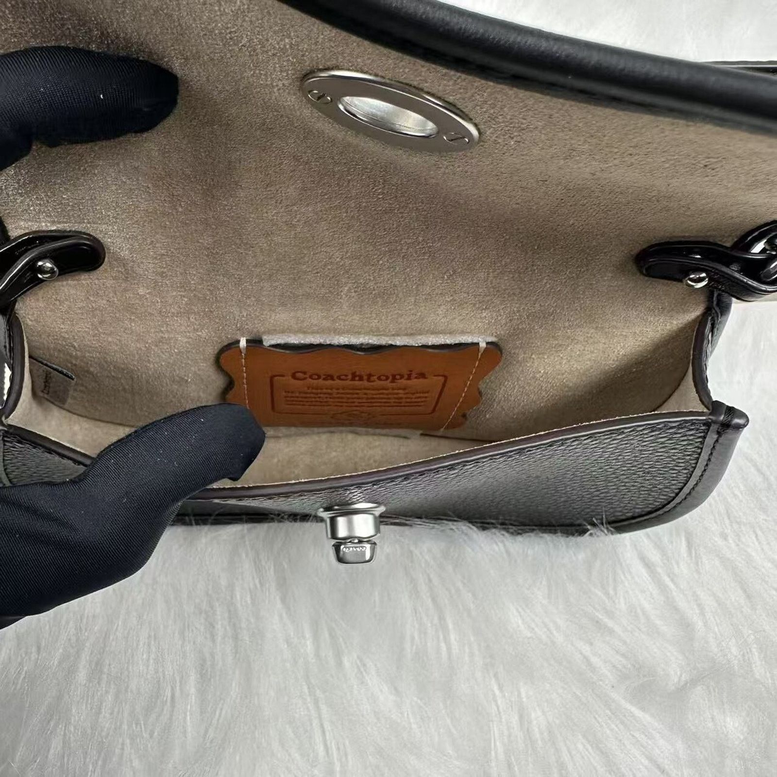 Coach Coach Wavy Double Pouch shoulder Coachtopia Black Rainbow Size ONE SIZE - 11 Thumbnail