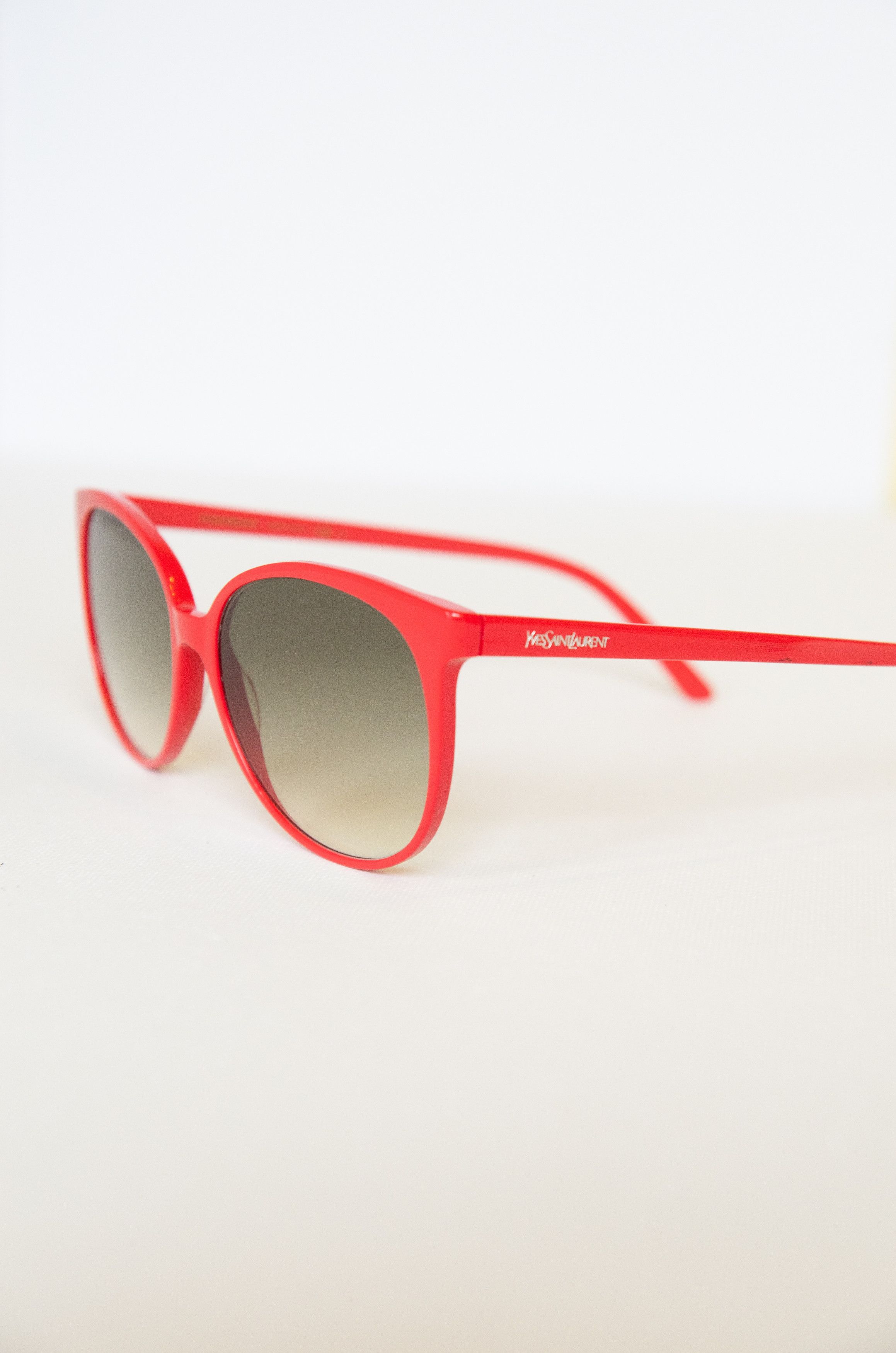 Yves Saint Laurent Vintage Saint Laurent Sunglasses Size ONE SIZE - 4 Thumbnail