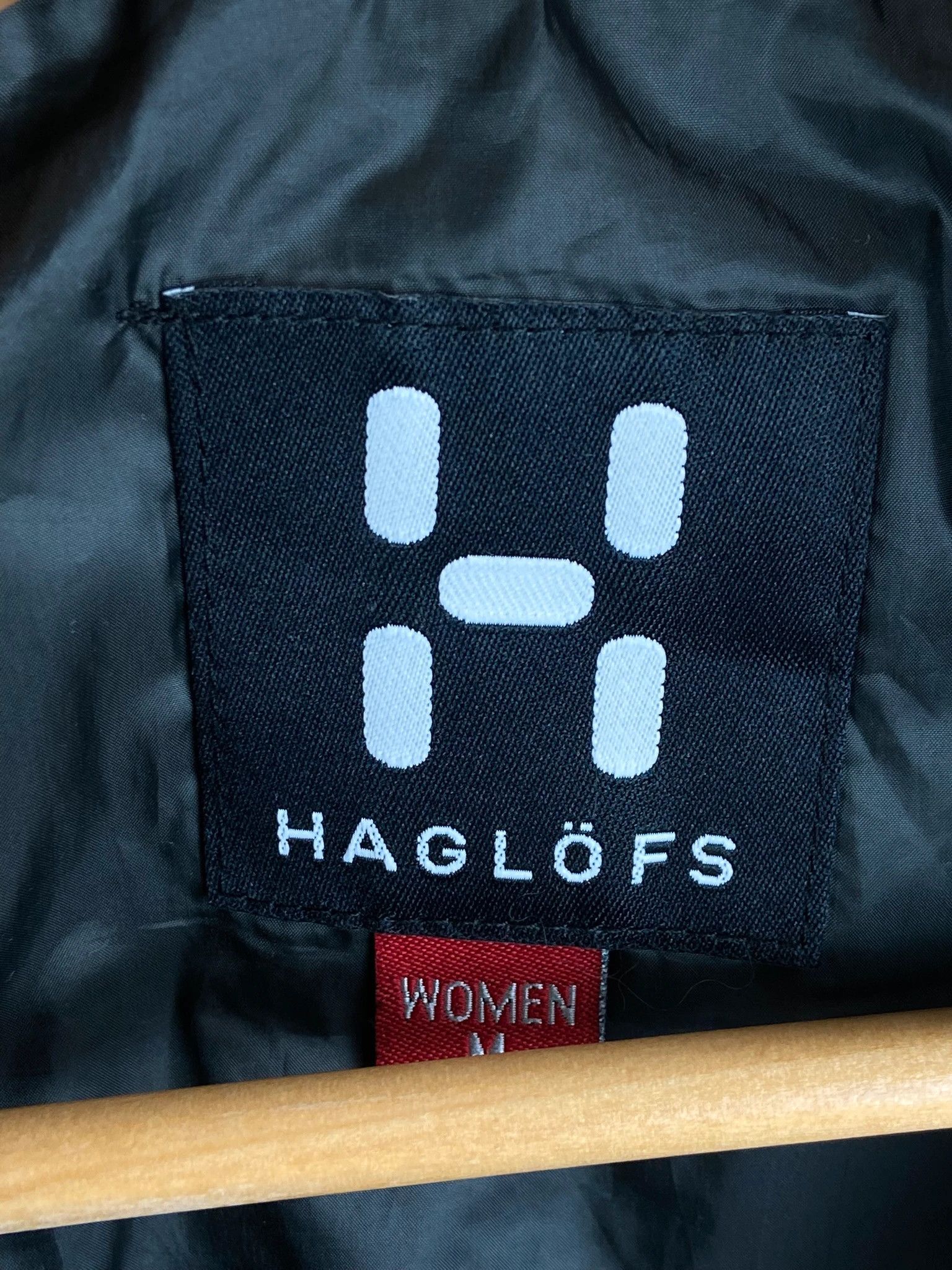 Haglofs Haglöfs black outdoor softshell vest M Size US M / EU 48-50 / 2 - 3 Thumbnail
