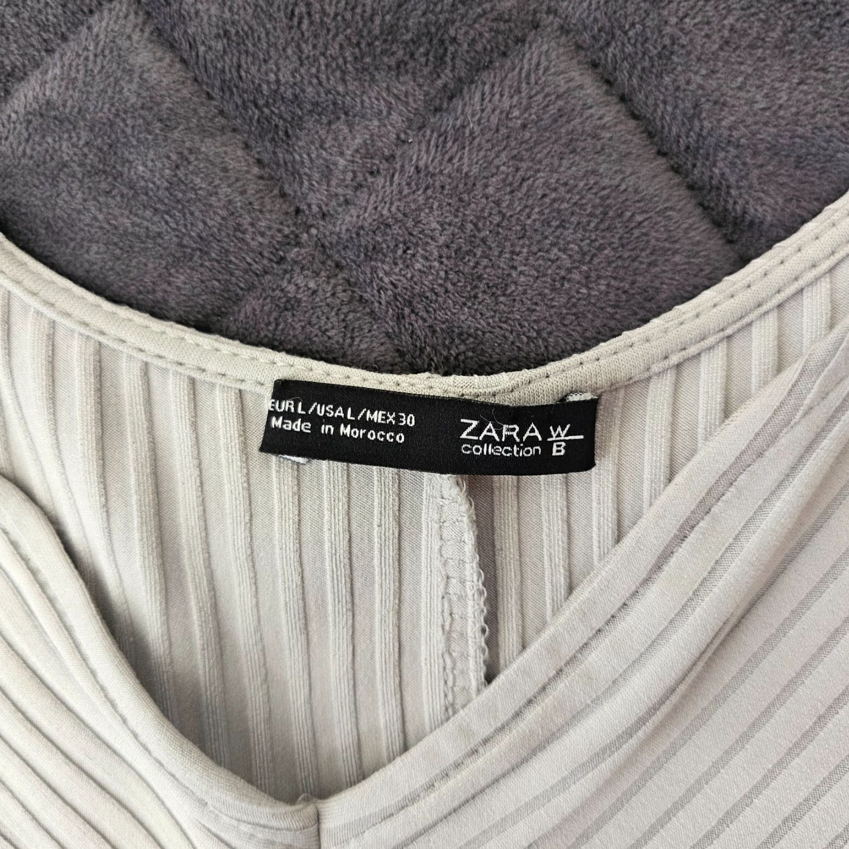 Zara Zara Dress Women L Light Gray Ribbed Short Sleeve Draped COLLECTION Dress Long Slit Draped Knot Ruched Modern Classic Size 36" / US 14 / IT 50 - 7 Thumbnail
