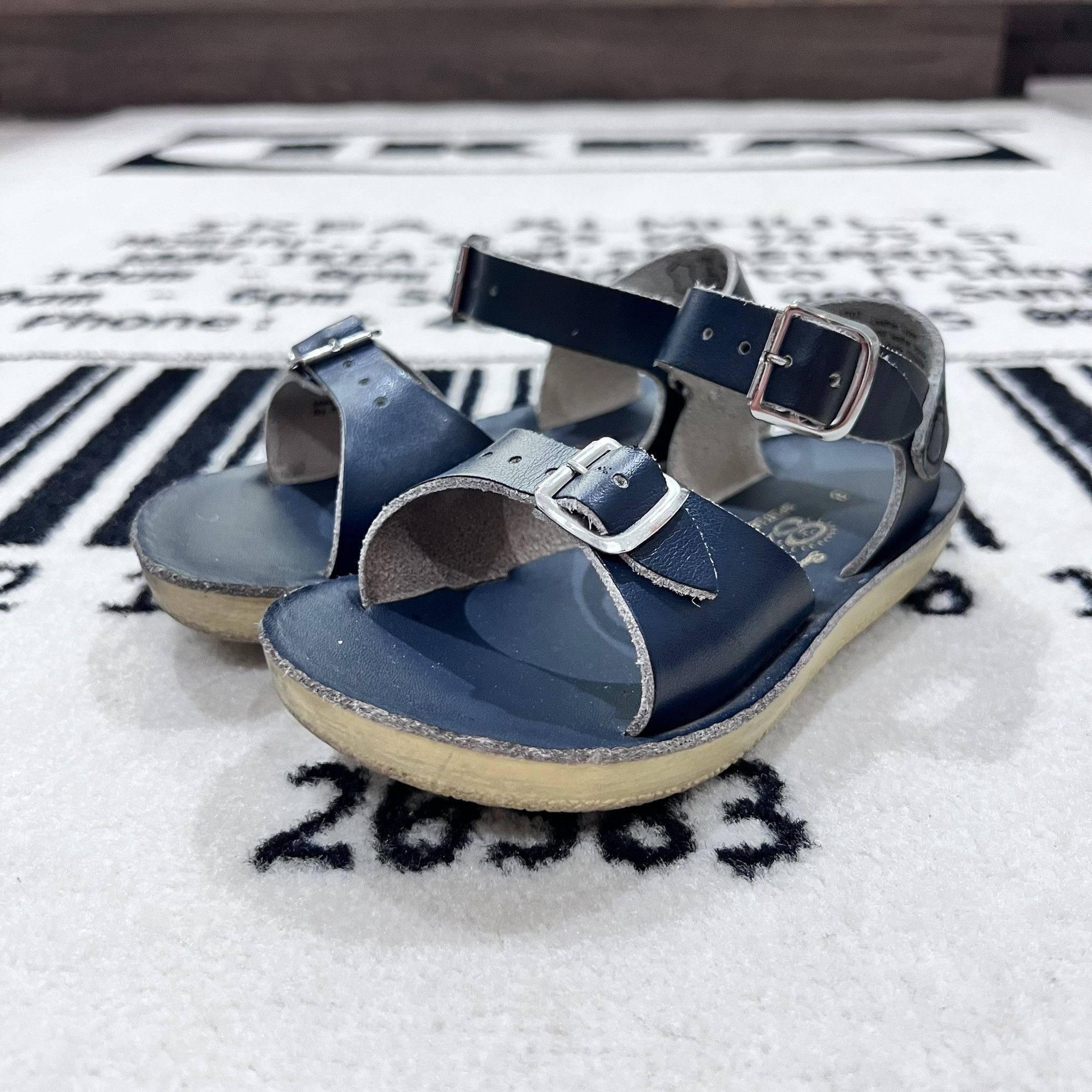 Other Hoy Shoe Salt Water Sun-San Surfer sandals in navy leather Size US 8 / EU 41 - 1 Thumbnail