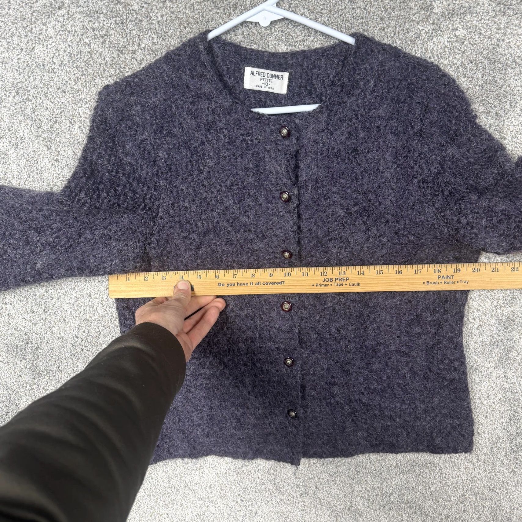Vintage VINTAGE Alfred Dunner Cardigan Sweater Womens 10P Petite Purple Fuzzy Knit Size L / US 10 / IT 46 - 4 Thumbnail