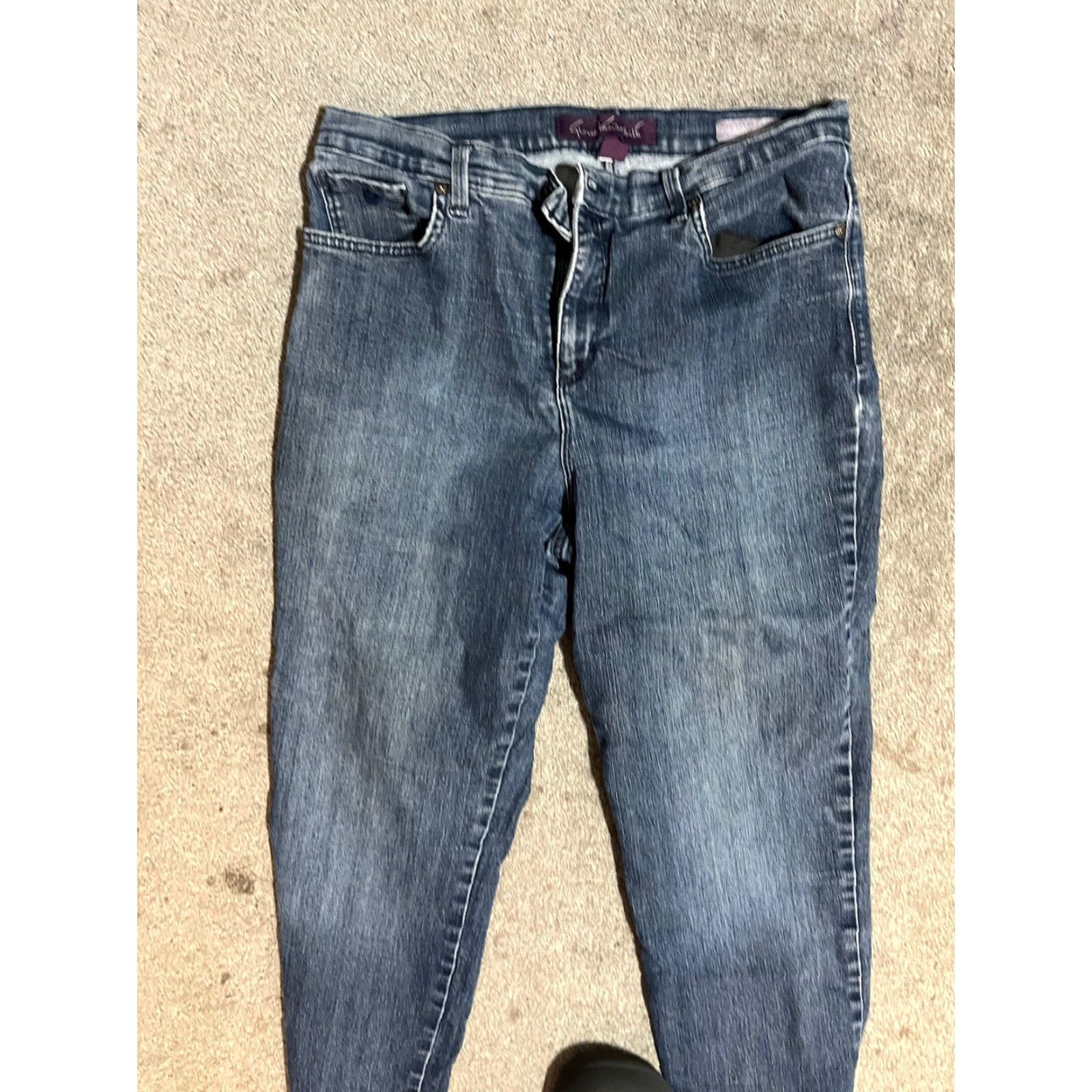 Gloria Vanderbilt Gloria Vanderbilt Jeans Women Blue 12 Straight Fit Amanda Distress Denim 28.5in Inseam Regular Rise High Mens Womens Girls? Size 34" / US 12 / IT 48 - 2 Thumbnail