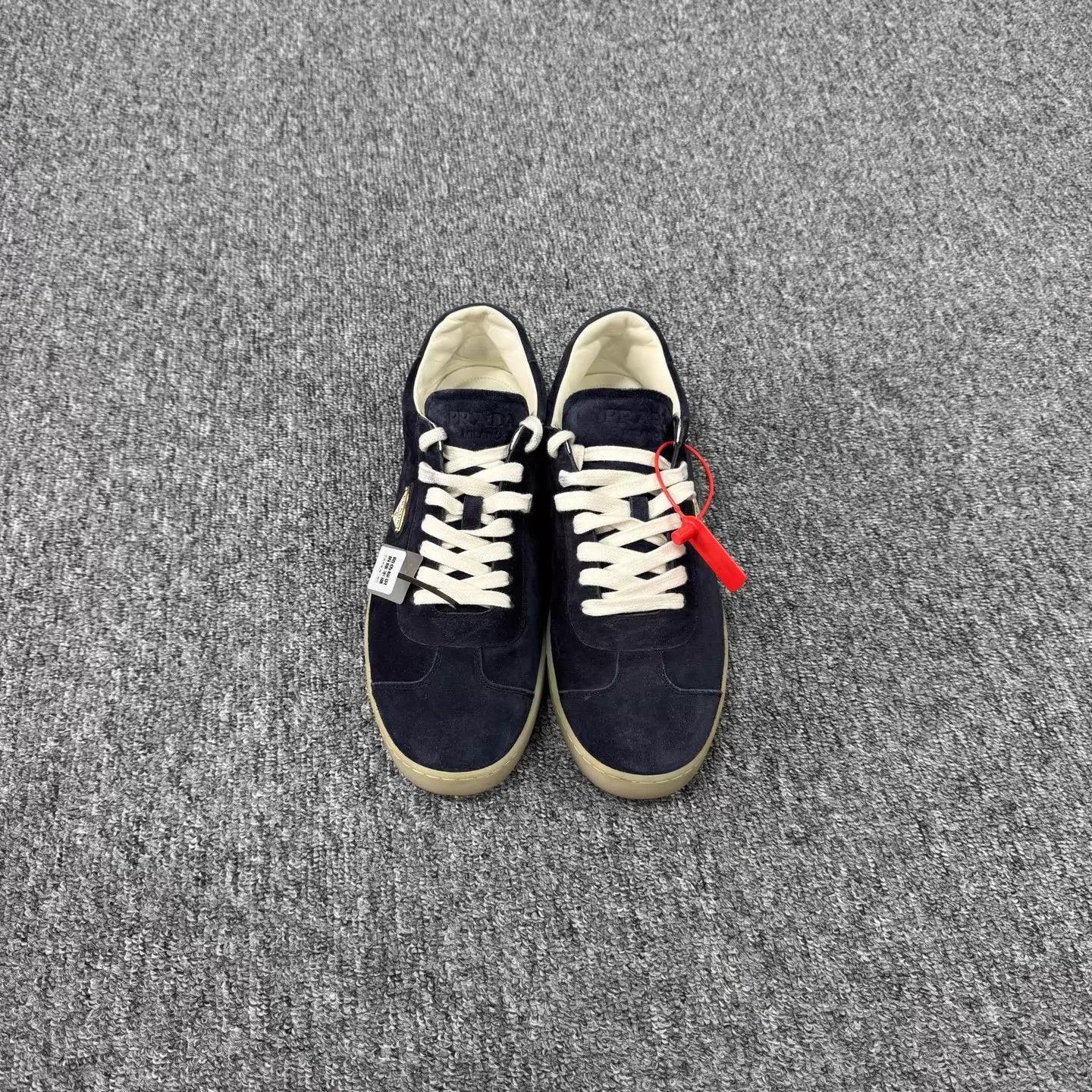 Prada Prada New Suede Triangle German Trainer 44 98 New Size US 10 / EU 43 - 3 Thumbnail