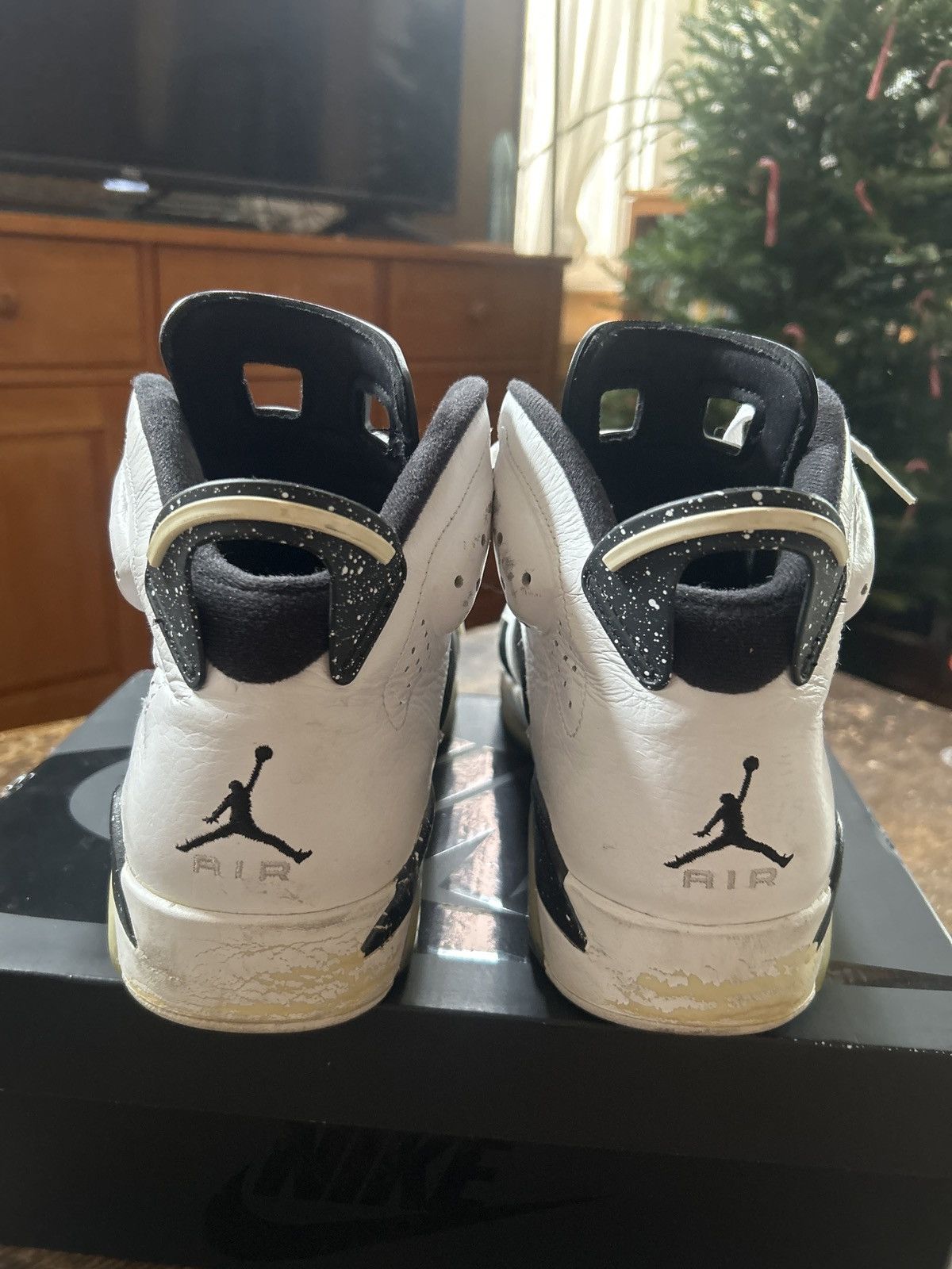Jordan Brand Jordan 6 retro oreo Size US 12 / EU 45 - 5 Thumbnail