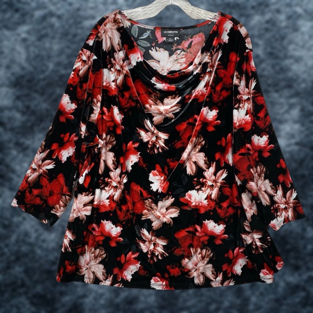Liz Claiborne VINTAGE? (No) Liz Claiborne Top Womens 3X Black Red Floral Crushed Velvet Slouch Neck 3/4 Slv Size XXL / US 16-18 / IT 52-54 - 1 Thumbnail
