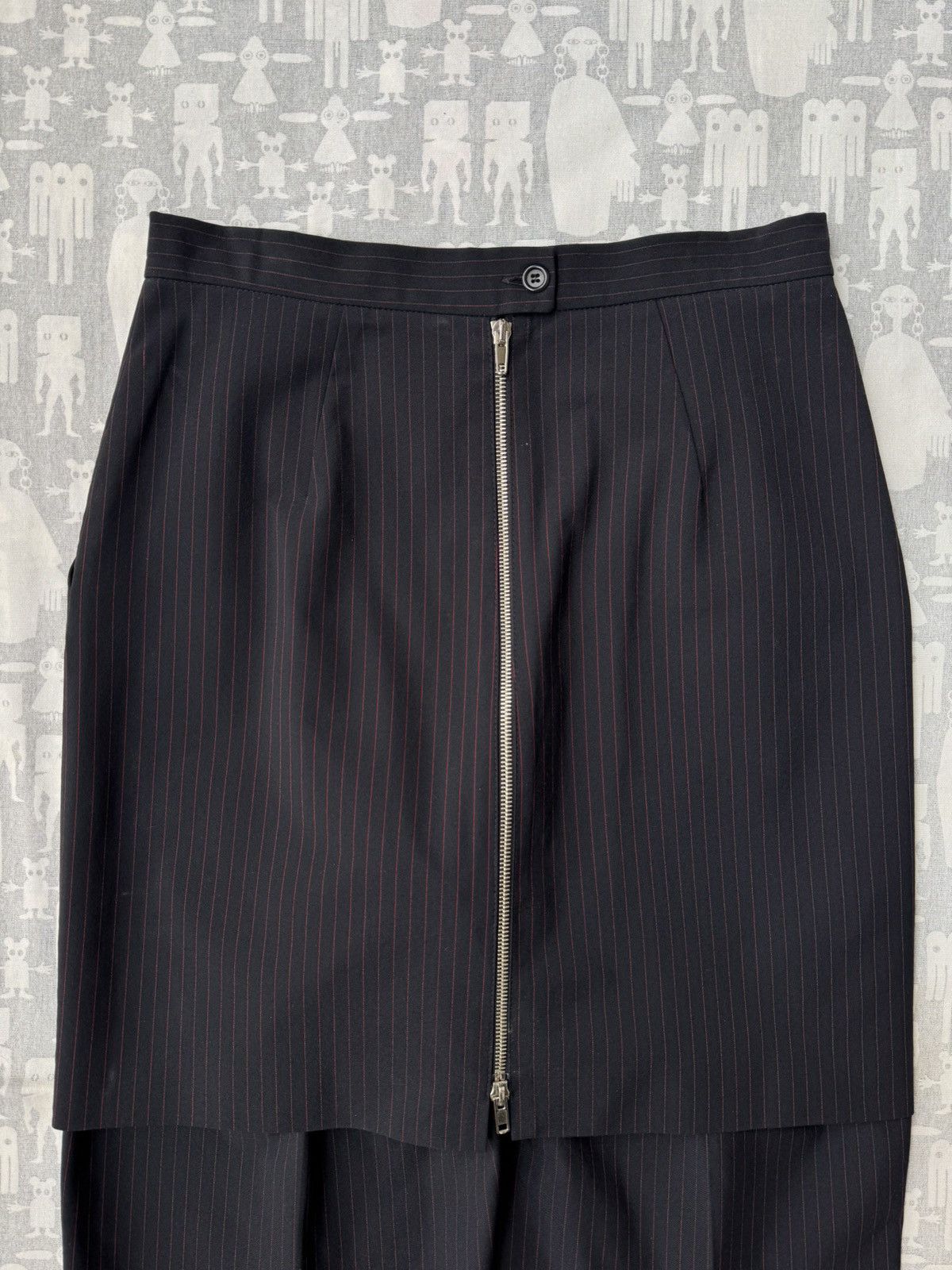 Alexander McQueen Alexander McQueen AW98 Skirt-Pants Pinstripe Joan Trousers Size 32" / US 10 / IT 46 - 4 Thumbnail