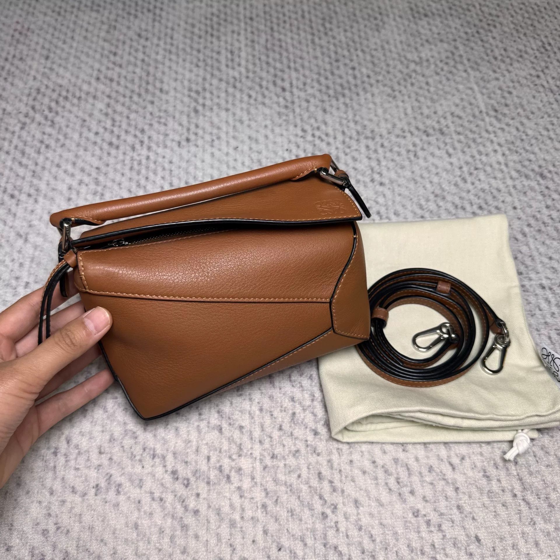 Loewe Pre-loved Bag Very good condition Size ONE SIZE - 1 Thumbnail
