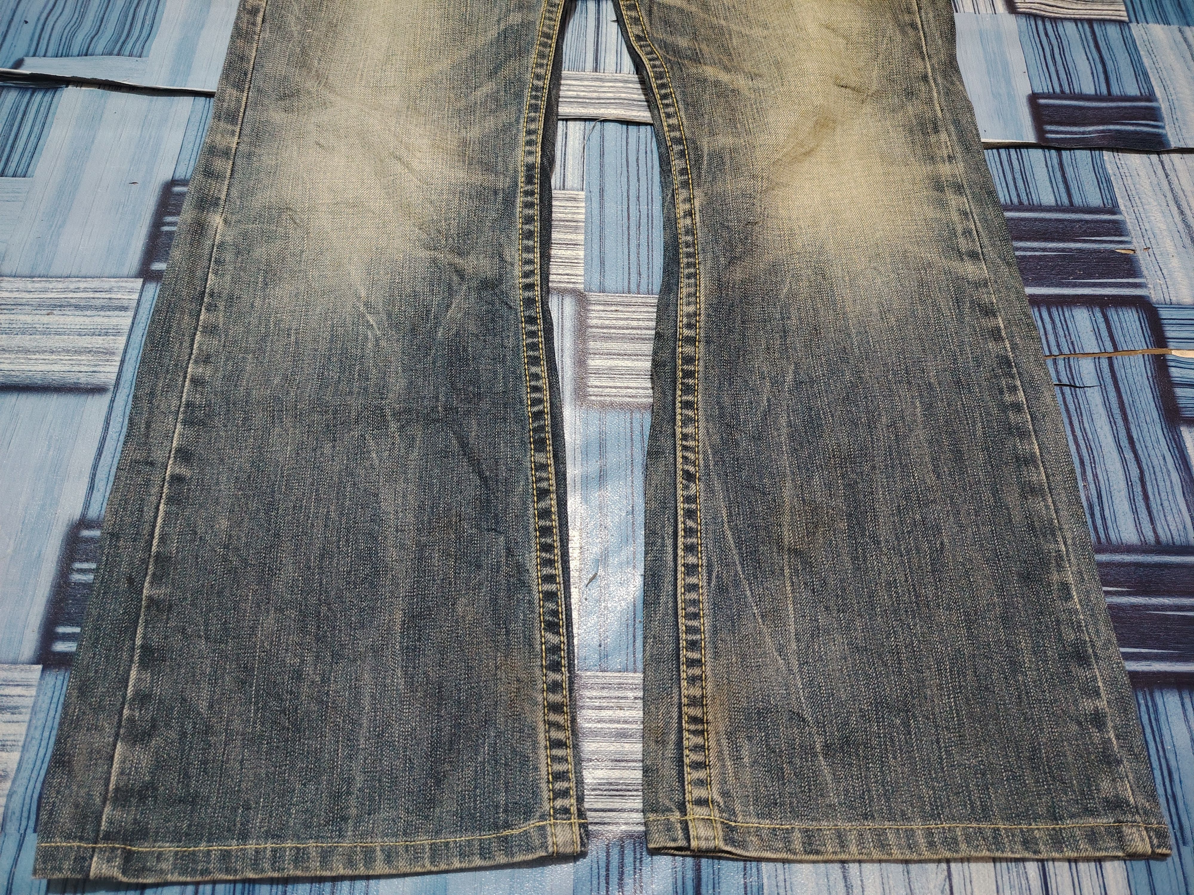 Japanese Red Pepper Flared Jeans Distressed Denim
