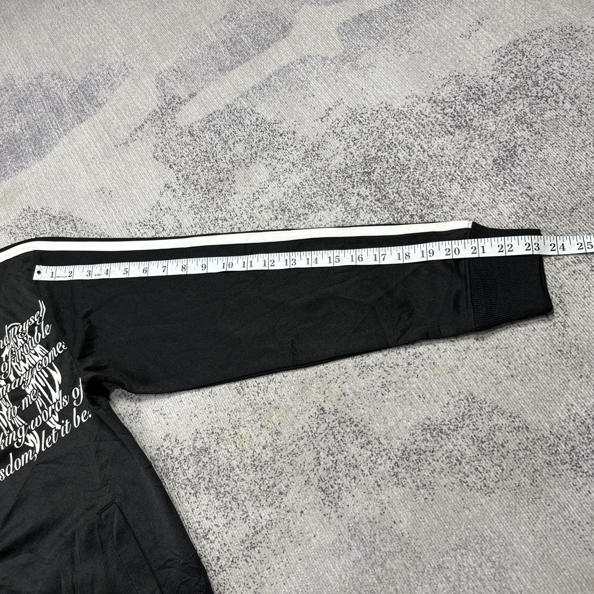 Skulldros tracktop if six was nine style