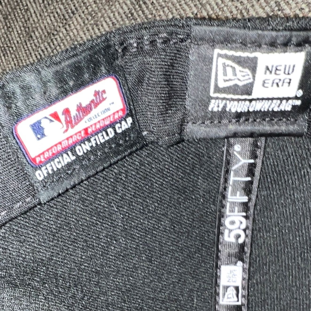 New Era New Era 59FIFTY Miami Marlins Hat Mens 7 7/8 Black MLB Fitted On-Field Cap Size ONE SIZE - 5 Thumbnail