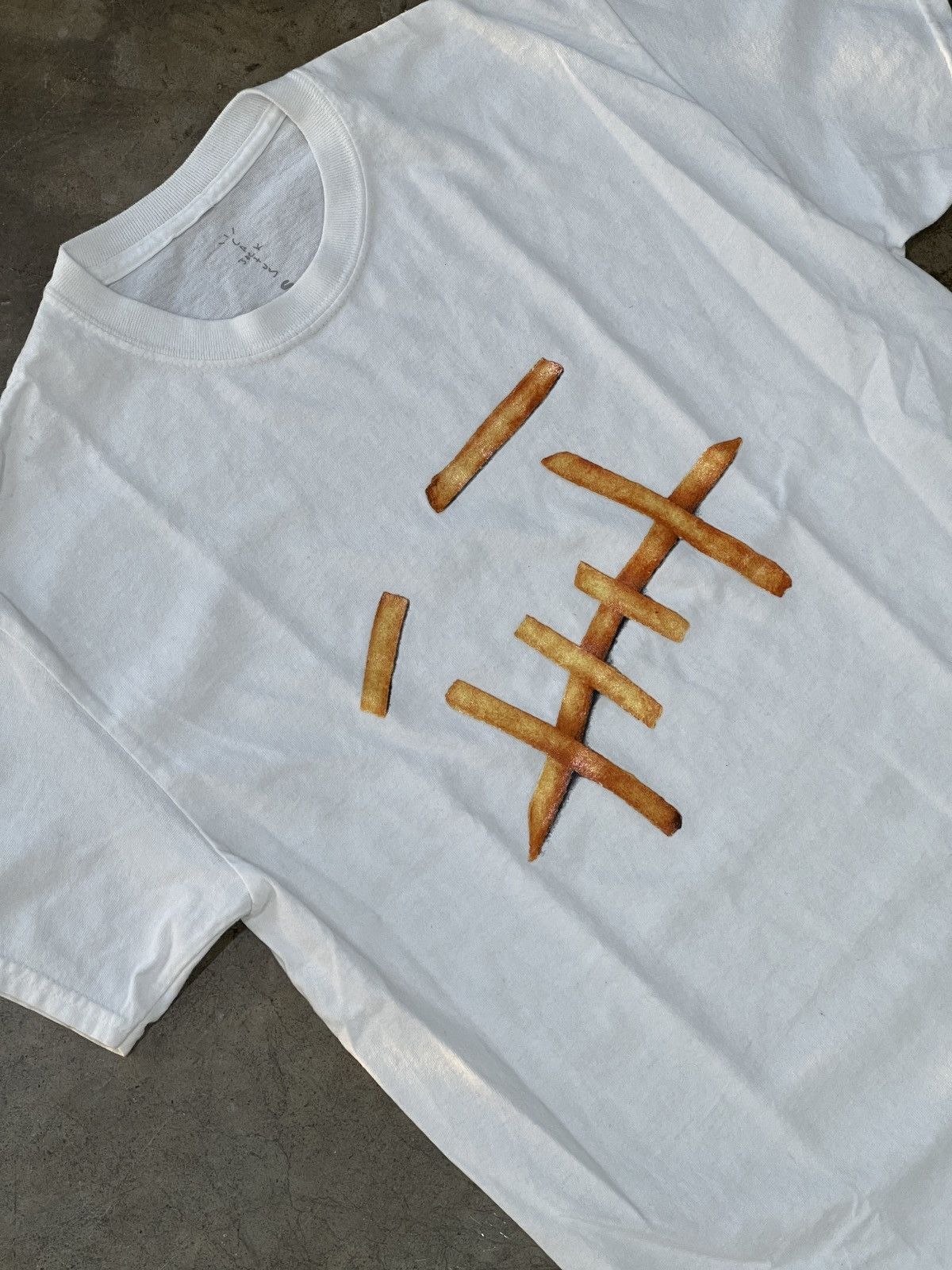 Travis Scott Travis Scott McDonalds French Fry Tee Sz. Small Size US S / EU 44-46 / 1 - 1 Thumbnail