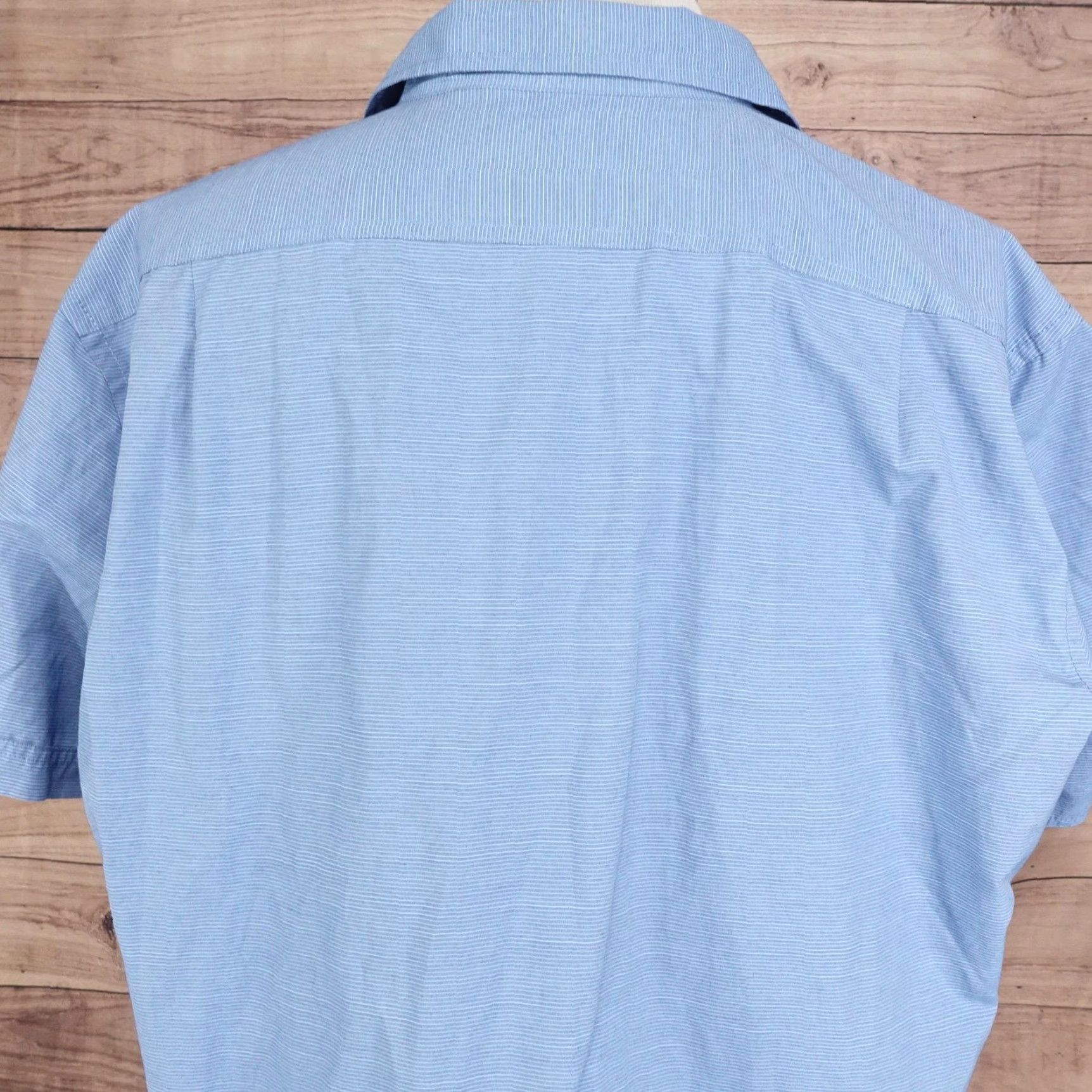 Izod IZOD Shirt Mens 2XL Blue Short Sleeve Button Front Dual Pocket Casual Top Size US XXL / EU 58 / 5 - 5 Thumbnail