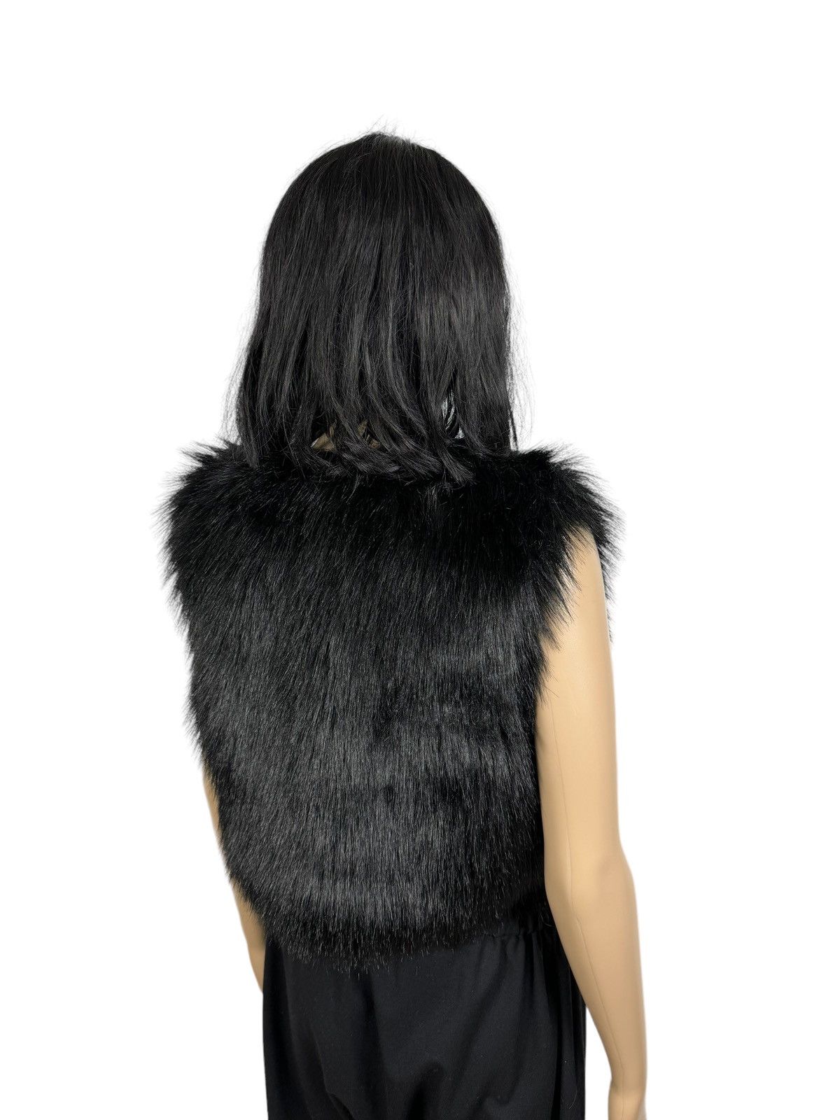 H&M × Jimmy Choo Jimmy Choo for H&M Faux Fur Gilet Vest size US 6 Size M / US 6-8 / IT 42-44 - 10 Thumbnail