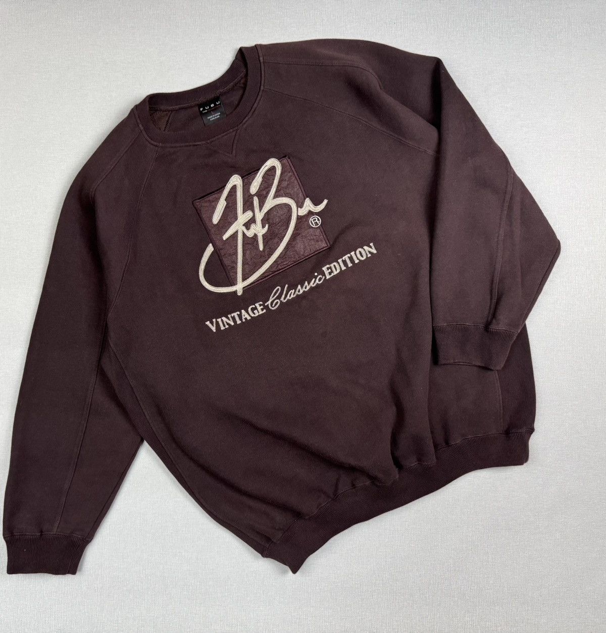 Fubu × Vintage Vintage FUBU Retro Oversized Sweatshirt Crew Neck Size L Size US L / EU 52-54 / 3 - 1 Thumbnail
