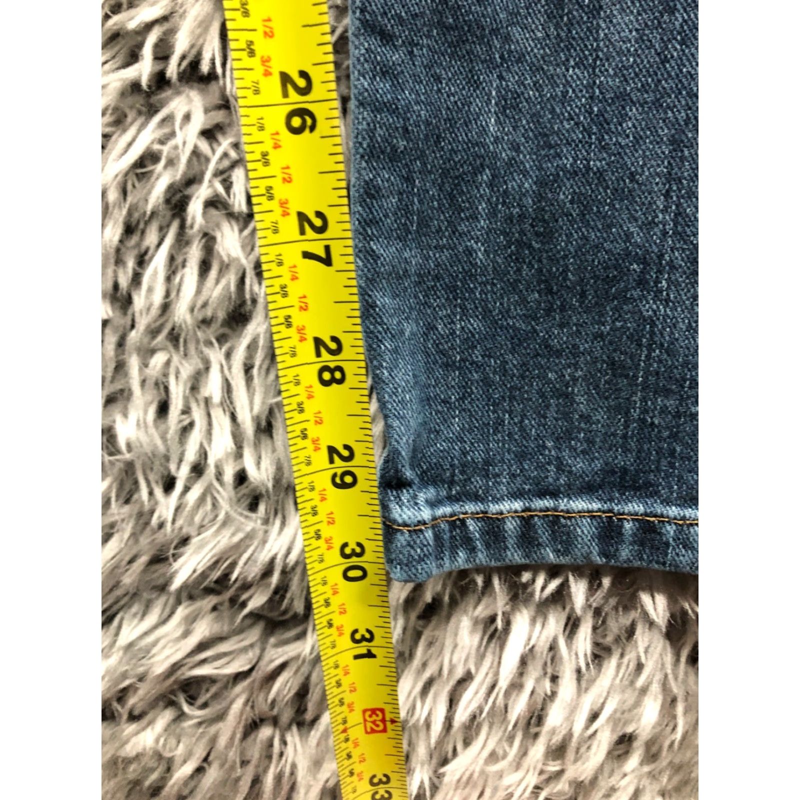 Eddie Bauer Eddie Bauer Jeans Relaxed Straight 36x32 Mens Blue Medium Wash Comfort 5-Pocket Denim Belt Loops Modern Classic American Mens Jeans Size US 36 / EU 52 - 3 Thumbnail