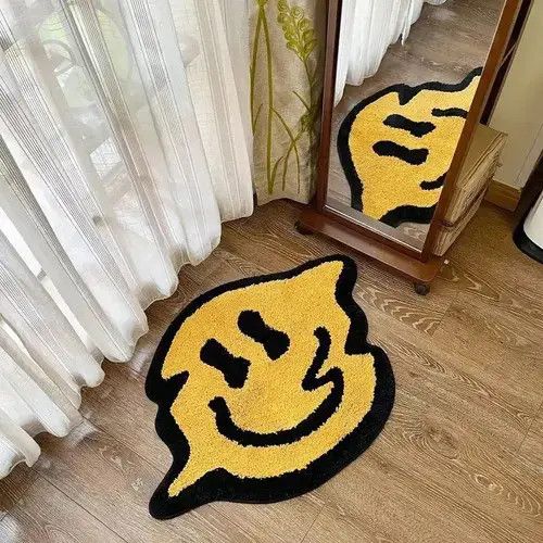 VIBE Trippy Smiling Tufting Rug Size ONE SIZE - 2 Thumbnail