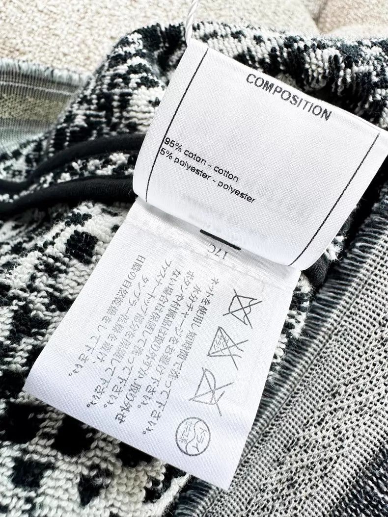 Chanel Chanel Grid knitted drawstring skirt short skirt Size 42" / US 20 - 6 Thumbnail