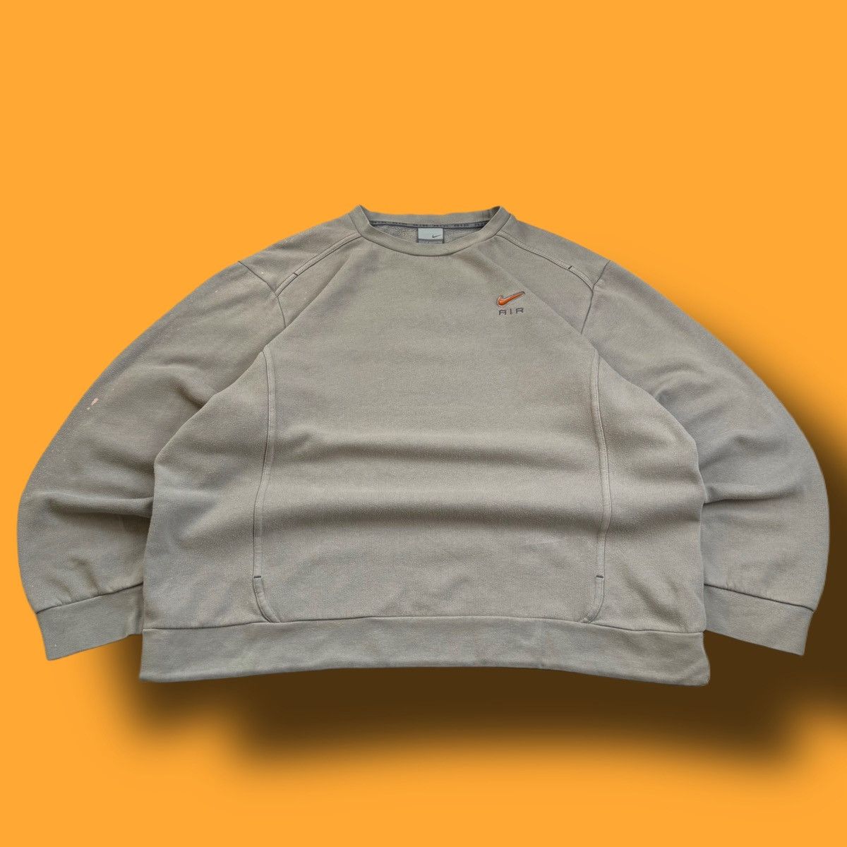 Nike × Vintage NIKE AIR MAX VINTAGE CENTER LOGO OVERSIZE BOXY SWEATSHIRT Size US M / EU 48-50 / 2 - 1 Thumbnail