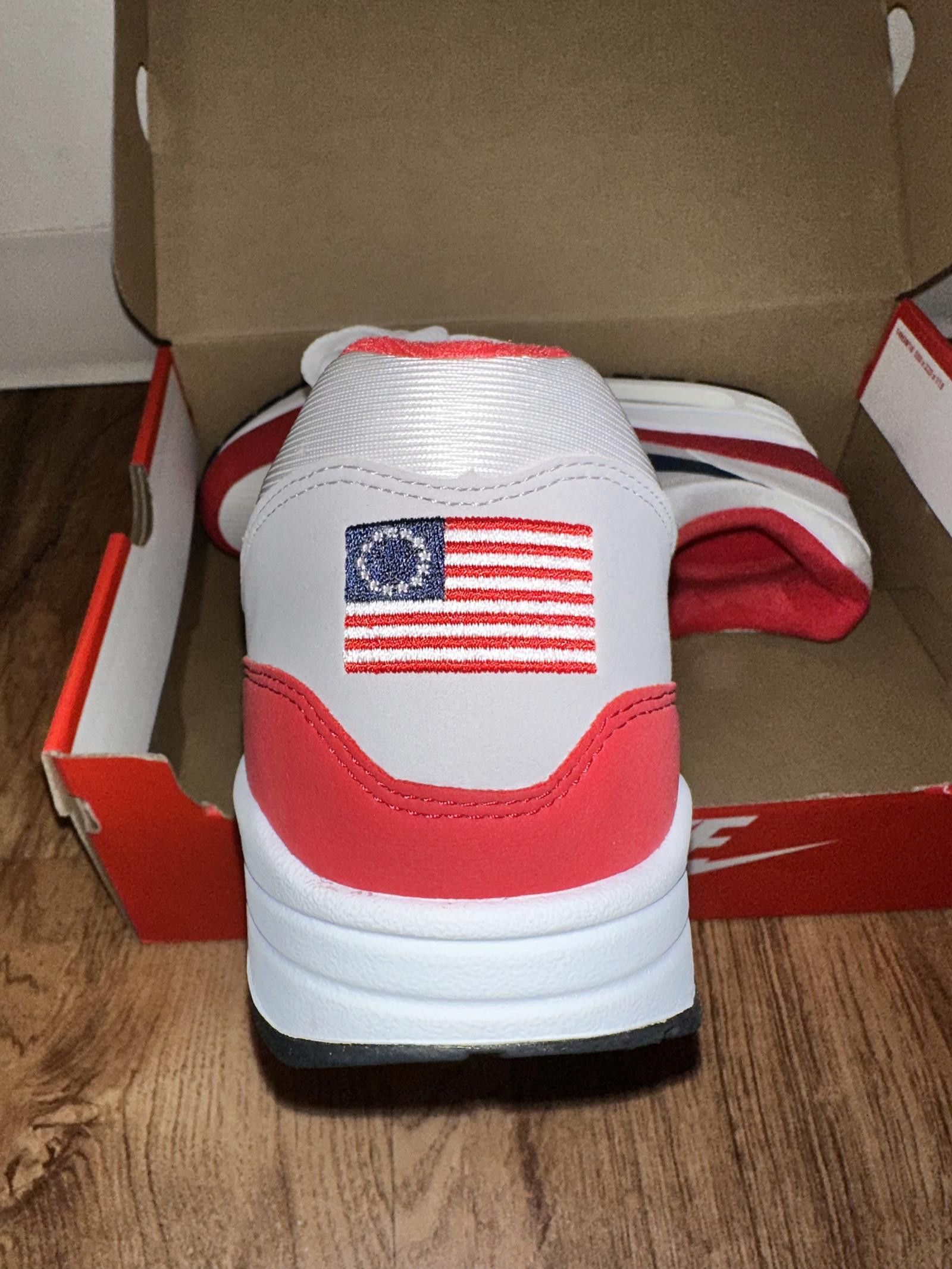 Nike Nike Air Max 1 USA Besty Ross CANCELED Flag Size US 10 / EU 43 - 3 Thumbnail