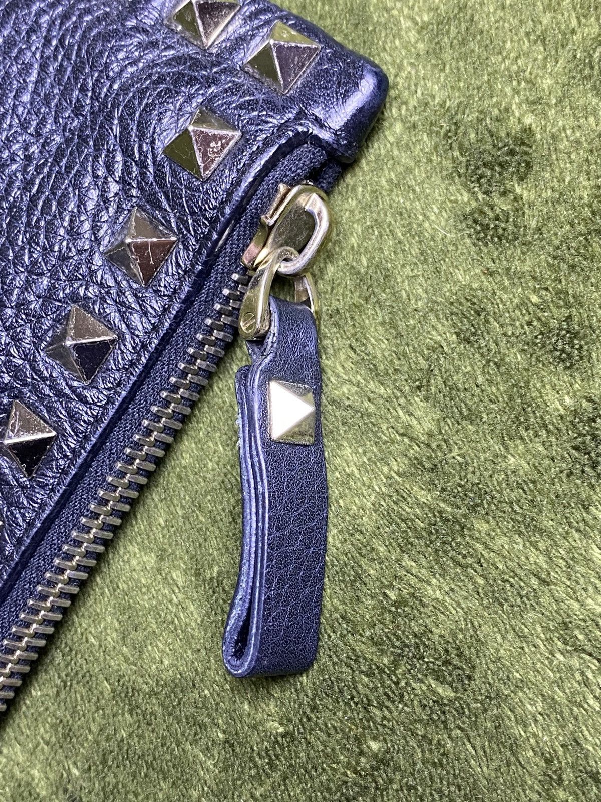 Valentino VALENTINO Garavani Rock Stud Leather Clutch Bag Size ONE SIZE - 8 Thumbnail