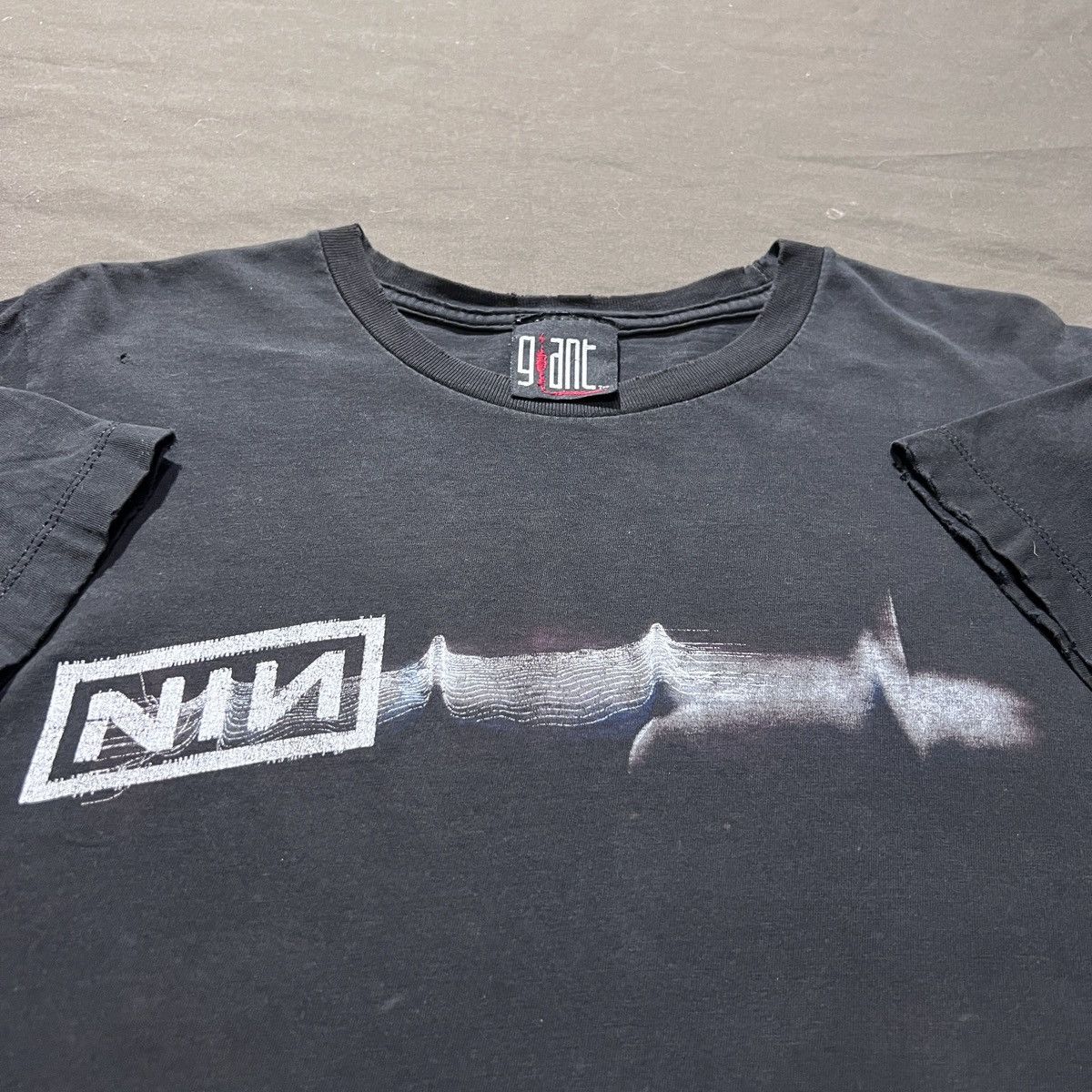 Band Tees Vintage Y2K Nine Inch Nails NIN Tee Industrial rock Size US S / EU 44-46 / 1 - 4 Thumbnail