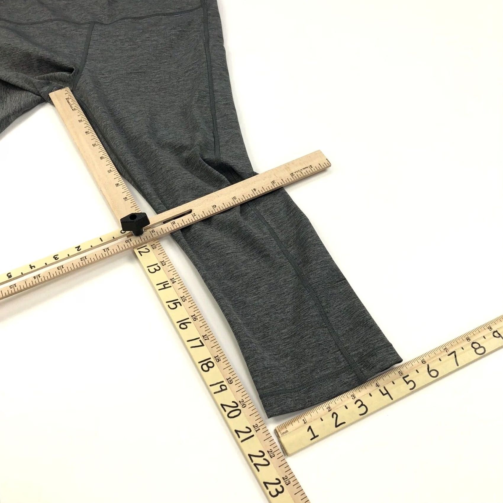 Athleta Athleta Capri Leggings 1X Black Stash Pocket Plus 29 in 19 in Inseam Legging Size 40" / US 18 - 5 Thumbnail