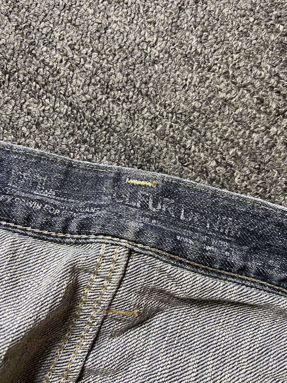 Edwin × Vintage Vintage Edwin 505 Distressed Denim Ripped Jeans (123) Size US 33 - 6 Thumbnail