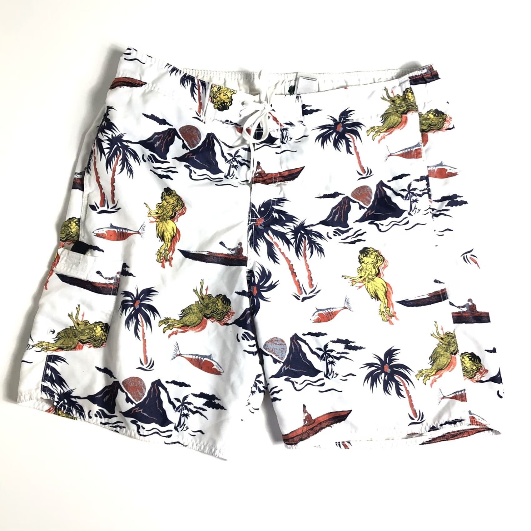 Bass Pro Shops Bass Pro Shops Men's Trunks Size 38 Hawaiian Beach Themed Swim Bottoms Multi-Color XLarge Waist 38 Mens Size US 38 / EU 54 - 2 Thumbnail