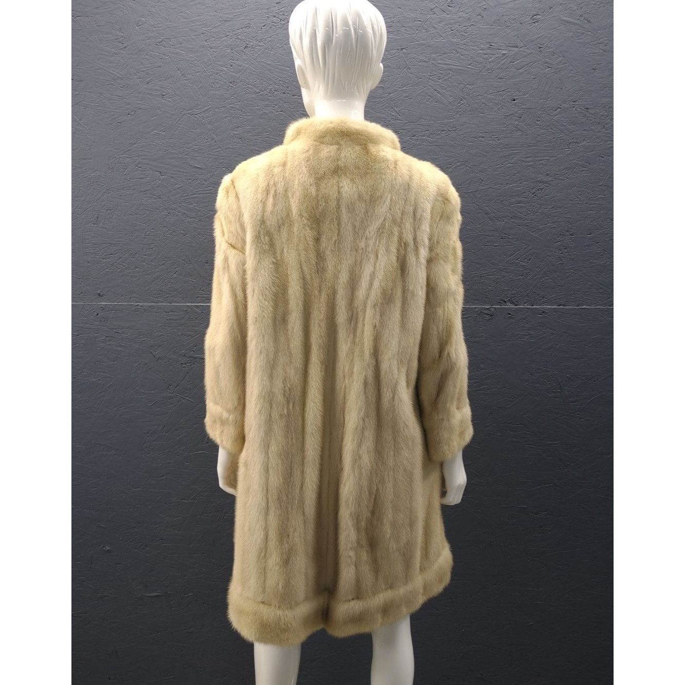Oleg Cassini VTG Oleg Cassini Blonde Mink Coat, No Size Tag Size XS / US 0-2 / IT 36-38 - 5 Thumbnail