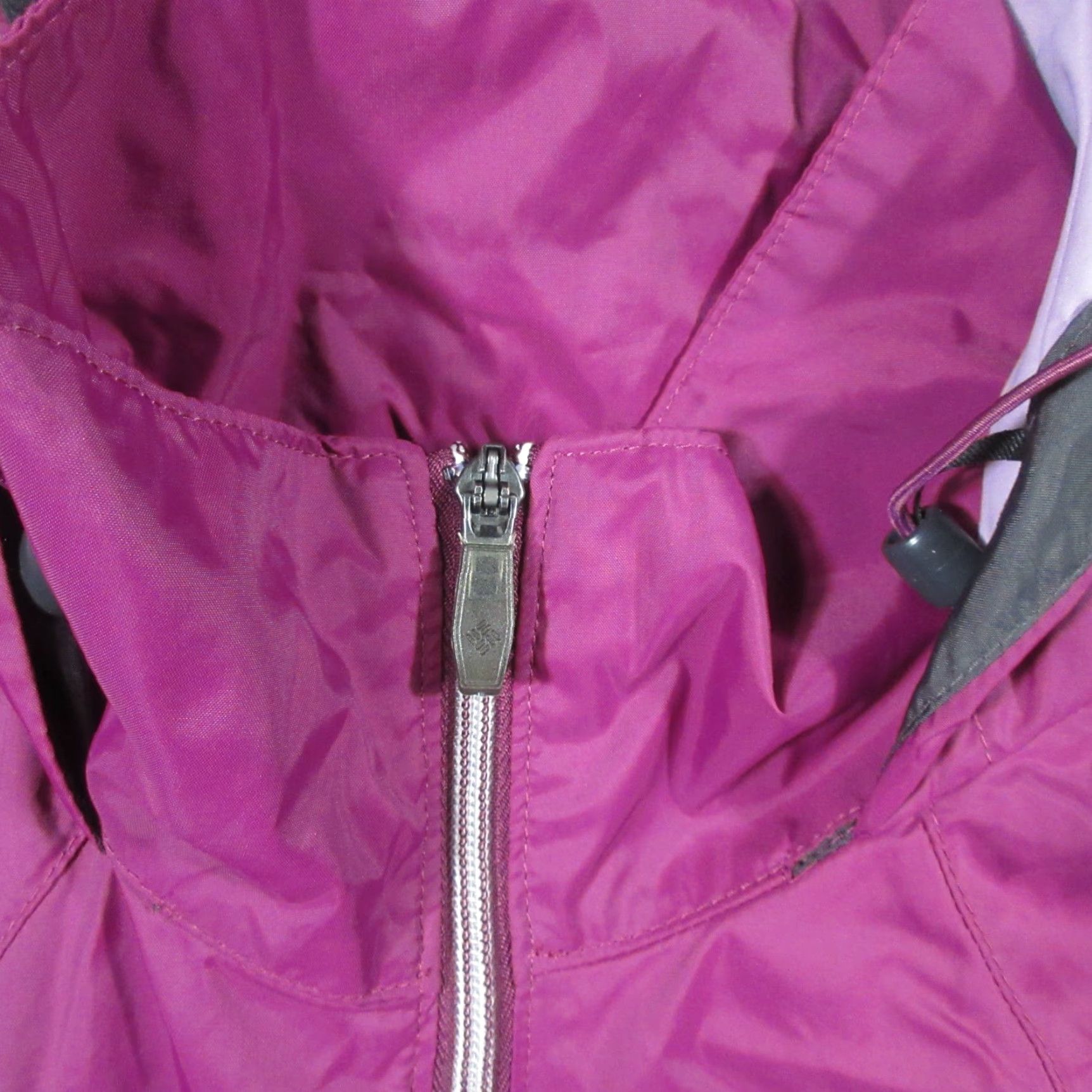 Vintage Columbia Windbreaker Jacket Womens XS Purple Lightweight Hooded Packable EUC Regular Fit Long Zip Size XS / US 0-2 / IT 36-38 - 6 Thumbnail