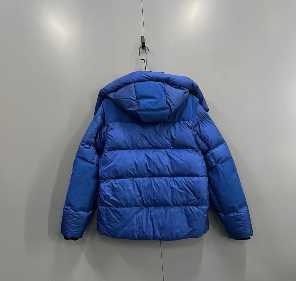 Burberry Burberry Blue Down Jacket J41 Size US M / EU 48-50 / 2 - 2 Thumbnail