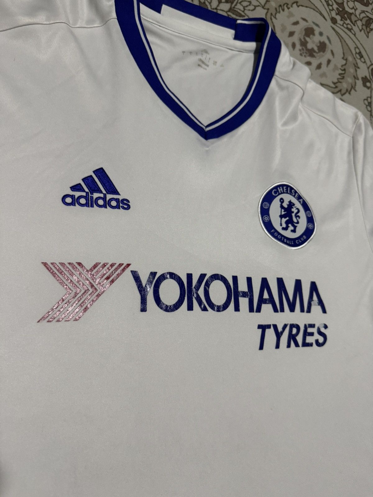 Chelsea Soccer 16/17 Chelsea Away Third Kit Yokohama Jersey Size US L / EU 52-54 / 3 - 3 Thumbnail